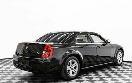 Chrysler 300C II, 2004 год, 795 000 рублей, 6 фотография