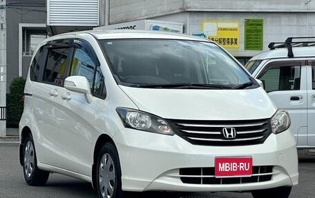 Honda Freed I, 2012 год, 900 000 рублей, 1 фотография