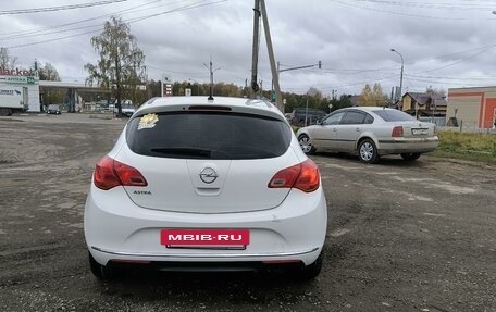 Opel Astra J, 2012 год, 830 000 рублей, 13 фотография