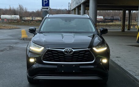 Toyota Highlander, 2024 год, 6 750 000 рублей, 3 фотография