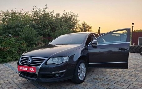 Volkswagen Passat B6, 2007 год, 650 000 рублей, 3 фотография