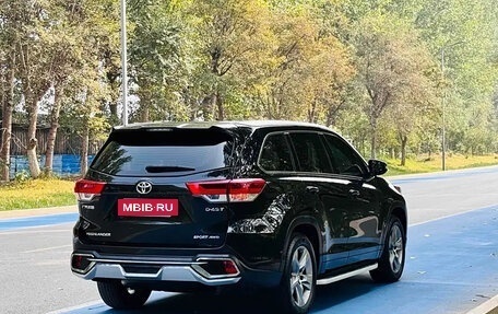 Toyota Highlander III, 2018 год, 3 291 000 рублей, 16 фотография