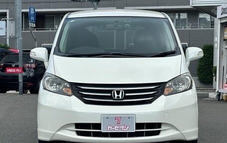 Honda Freed I, 2012 год, 900 000 рублей, 2 фотография