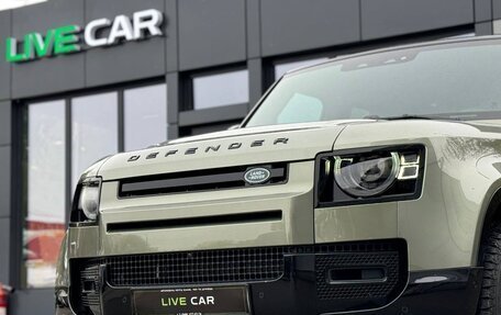 Land Rover Defender II, 2024 год, 13 950 000 рублей, 2 фотография