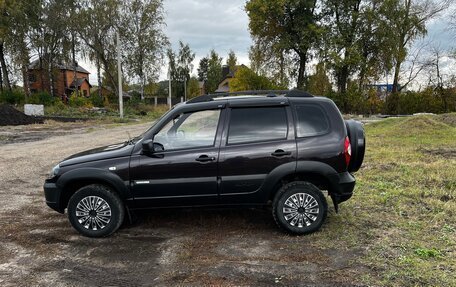 Chevrolet Niva I рестайлинг, 2012 год, 530 000 рублей, 2 фотография