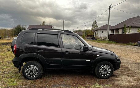 Chevrolet Niva I рестайлинг, 2012 год, 530 000 рублей, 5 фотография