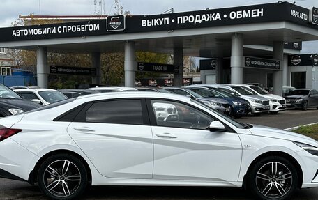 Hyundai Elantra, 2021 год, 2 150 000 рублей, 4 фотография