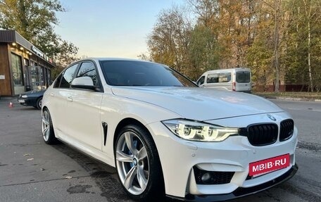 BMW 3 серия, 2015 год, 2 500 000 рублей, 3 фотография