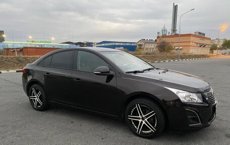 Chevrolet Cruze II, 2014 год, 970 000 рублей, 3 фотография