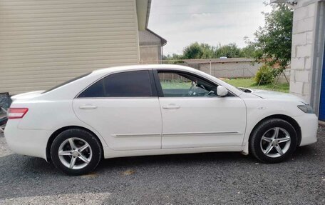 Toyota Camry, 2011 год, 1 350 000 рублей, 6 фотография