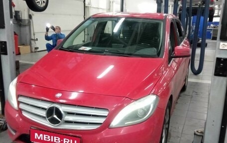 Mercedes-Benz B-Класс, 2013 год, 1 380 000 рублей, 1 фотография