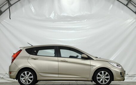 Hyundai Solaris II рестайлинг, 2013 год, 599 000 рублей, 4 фотография