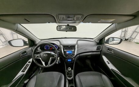 Hyundai Solaris II рестайлинг, 2013 год, 599 000 рублей, 12 фотография