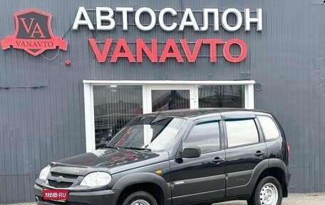 Chevrolet Niva I рестайлинг, 2009 год, 590 000 рублей, 1 фотография