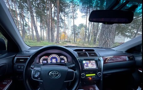 Toyota Camry, 2012 год, 1 790 000 рублей, 6 фотография