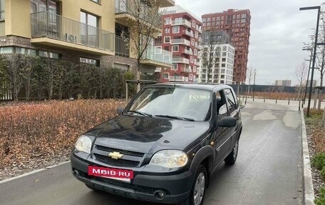 Chevrolet Niva I рестайлинг, 2010 год, 359 000 рублей, 6 фотография