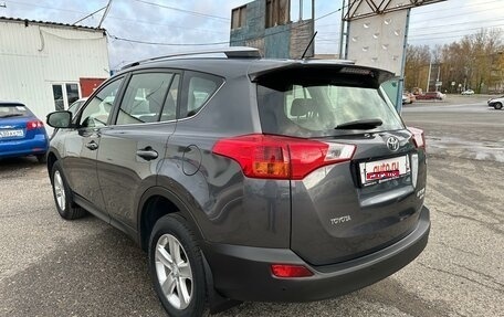 Toyota RAV4, 2014 год, 2 235 000 рублей, 3 фотография