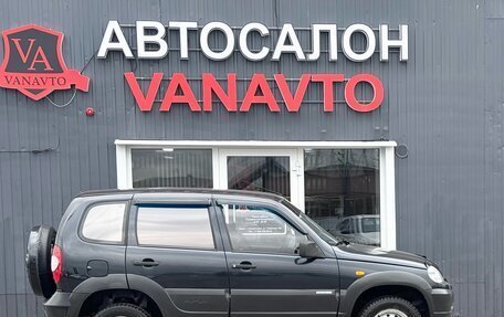 Chevrolet Niva I рестайлинг, 2009 год, 590 000 рублей, 4 фотография