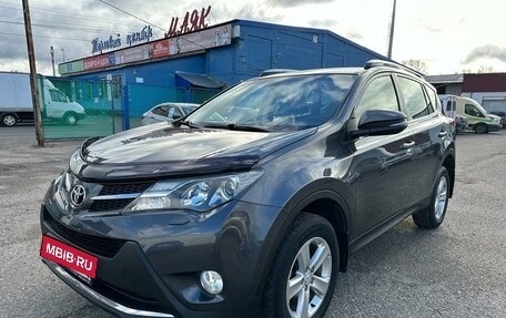 Toyota RAV4, 2014 год, 2 235 000 рублей, 9 фотография