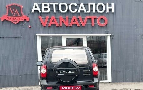 Chevrolet Niva I рестайлинг, 2009 год, 590 000 рублей, 6 фотография