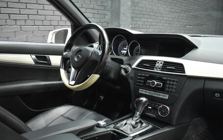 Mercedes-Benz C-Класс, 2011 год, 1 435 000 рублей, 13 фотография