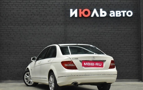 Mercedes-Benz C-Класс, 2011 год, 1 435 000 рублей, 5 фотография