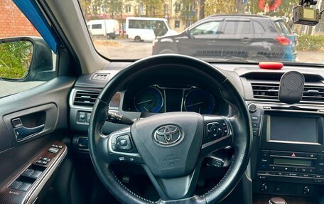 Toyota Camry, 2016 год, 2 200 000 рублей, 16 фотография