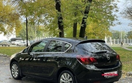 Opel Astra J, 2011 год, 925 000 рублей, 4 фотография