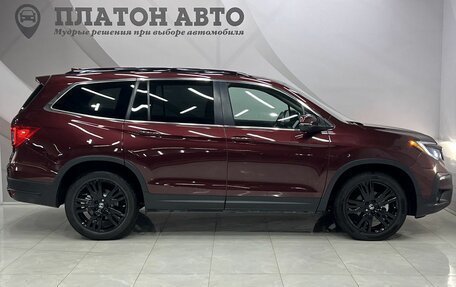 Honda Pilot III рестайлинг, 2022 год, 5 998 000 рублей, 4 фотография