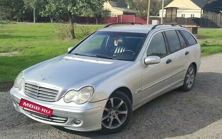 Mercedes-Benz C-Класс, 2004 год, 450 000 рублей, 7 фотография