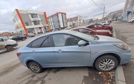 Hyundai Solaris II рестайлинг, 2013 год, 700 000 рублей, 3 фотография