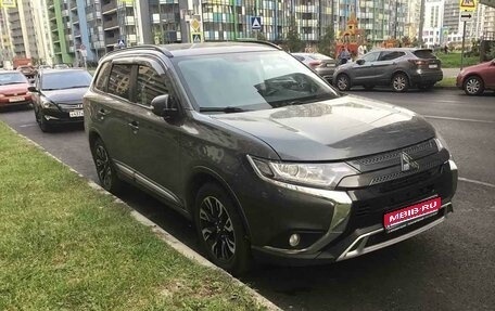 Mitsubishi Outlander III рестайлинг 3, 2021 год, 2 225 000 рублей, 1 фотография