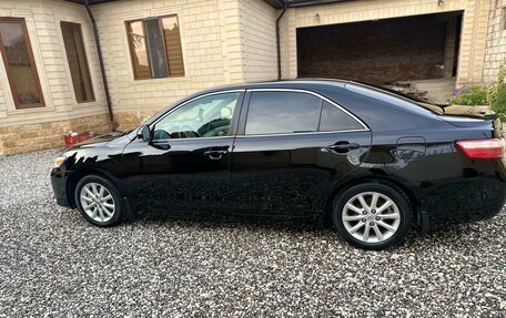 Toyota Camry, 2010 год, 1 150 000 рублей, 2 фотография