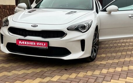 KIA Stinger I, 2018 год, 2 590 000 рублей, 6 фотография