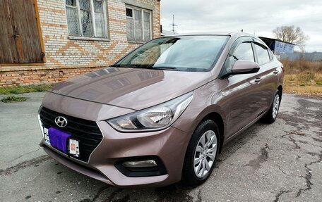 Hyundai Solaris II рестайлинг, 2018 год, 1 750 000 рублей, 14 фотография