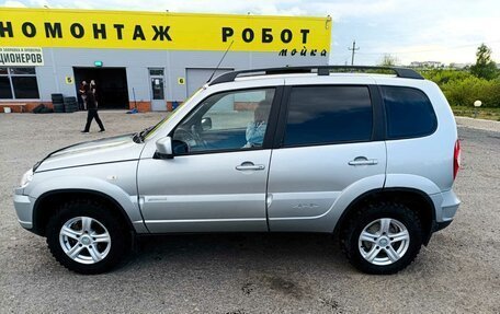 Chevrolet Niva I рестайлинг, 2014 год, 605 000 рублей, 2 фотография