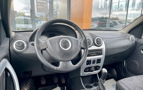 Dacia Logan I, 2010 год, 780 000 рублей, 13 фотография