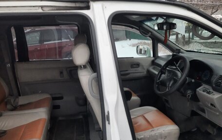 Nissan Serena II, 2000 год, 300 000 рублей, 5 фотография