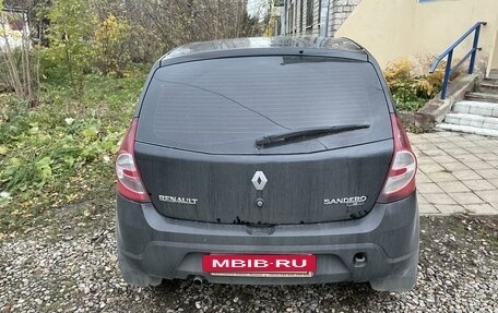 Renault Sandero I, 2013 год, 650 000 рублей, 3 фотография