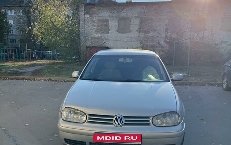 Volkswagen Golf IV, 2000 год, 295 000 рублей, 2 фотография