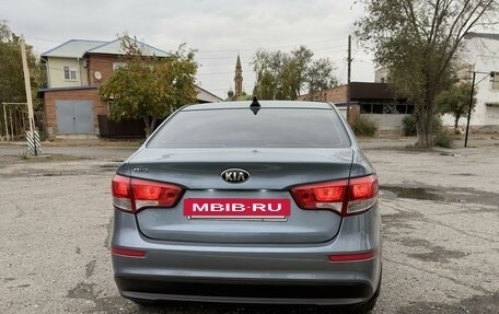 KIA Rio III рестайлинг, 2015 год, 990 000 рублей, 4 фотография