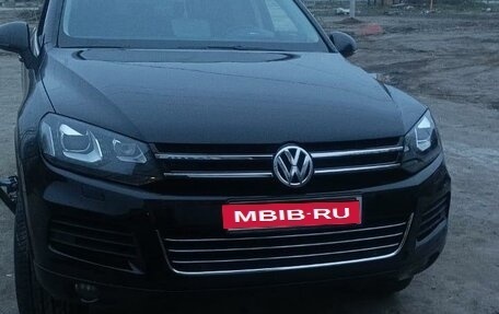 Volkswagen Touareg III, 2011 год, 2 000 000 рублей, 1 фотография