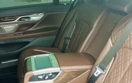 BMW 7 серия, 2022 год, 8 600 000 рублей, 14 фотография