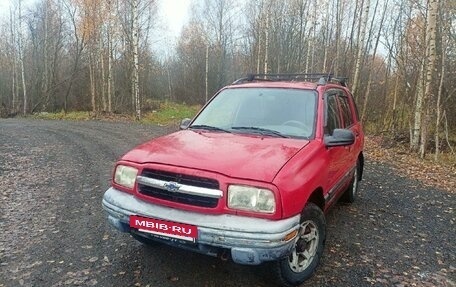 Chevrolet Tracker II, 2000 год, 500 000 рублей, 4 фотография