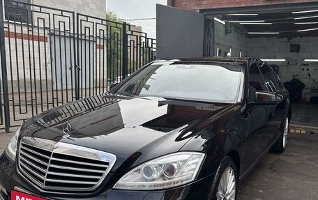 Mercedes-Benz S-Класс, 2011 год, 2 150 000 рублей, 10 фотография