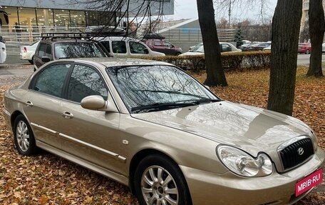 Hyundai Sonata IV рестайлинг, 2005 год, 450 000 рублей, 1 фотография