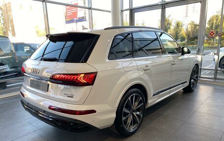 Audi Q7, 2023 год, 14 300 000 рублей, 4 фотография