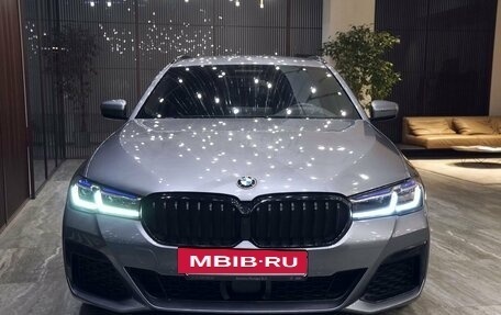 BMW 5 серия, 2021 год, 5 400 000 рублей, 3 фотография