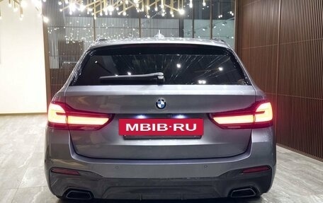 BMW 5 серия, 2021 год, 5 400 000 рублей, 4 фотография