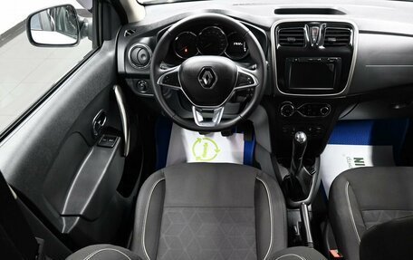 Renault Sandero II рестайлинг, 2019 год, 1 645 000 рублей, 12 фотография